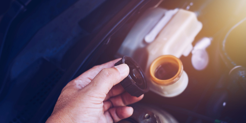 3 Signs Your Car Needs More Brake Fluid